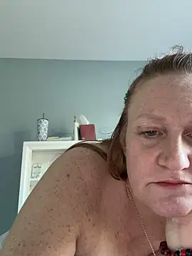Kellilyn10 online show from June 2026 12:16:01 AM