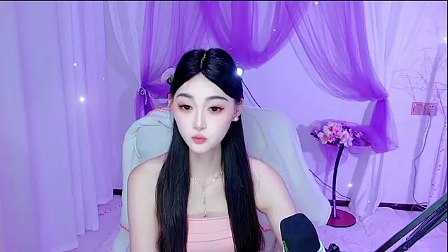 Snapshot of Tili_Lucky chatting on July 2026 01:28:02 AM Tili Lucky online show from July 2026 01:28:02 AM