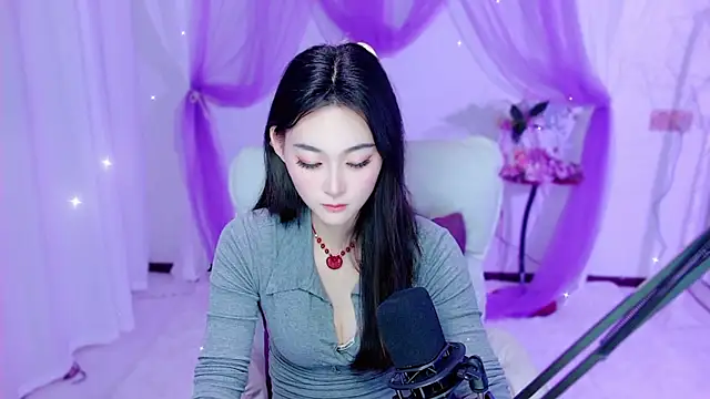 Tili Lucky online show from May 2026 12:22:01 PM