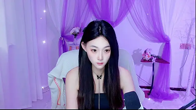 Snapshot of Tili_Lucky chatting on July 2026 01:02:02 AM Tili Lucky online show from July 2026 01:02:02 AM