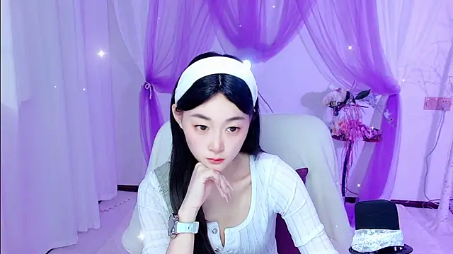 Snapshot of Tili_Lucky chatting on July 2026 01:08:02 AM Tili Lucky online show from July 2026 01:08:02 AM