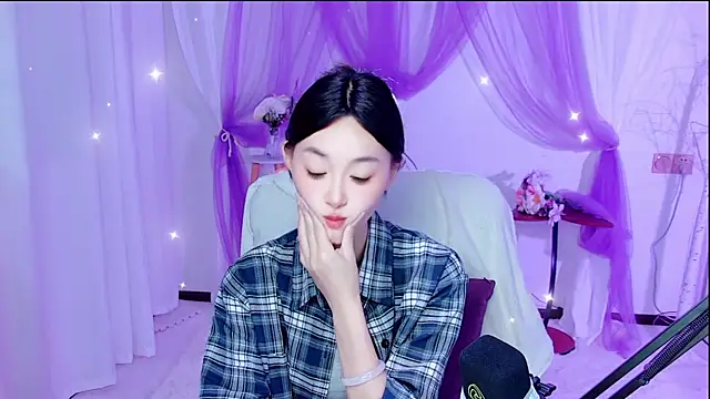 Snapshot of Tili_Lucky chatting on July 2026 01:05:02 AM Tili Lucky online show from July 2026 01:05:02 AM