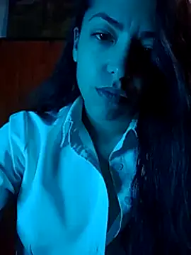 CasiTuya online show from June 2026 04:33:01 AM