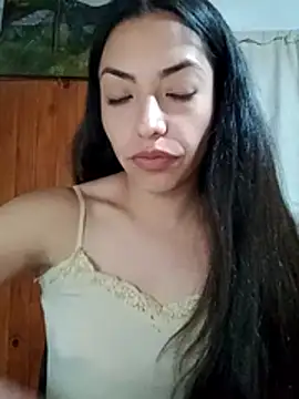 CasiTuya online show from May 2026 01:03:01 AM