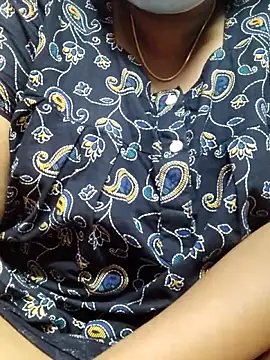 Snapshot of tamilkavitha123 chatting on May 2026 04:51:02 PM tamilkavitha123 online show from May 2026 04:51:02 PM