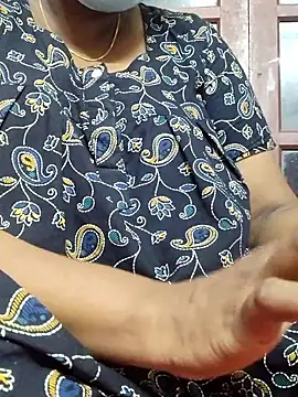 Snapshot of tamilkavitha123 chatting on May 2026 04:29:02 AM tamilkavitha123 online show from May 2026 04:29:02 AM