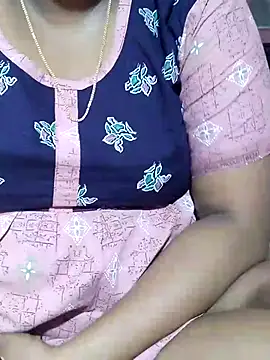 Snapshot of tamilkavitha123 chatting on June 2026 05:13:02 PM tamilkavitha123 online show from June 2026 05:13:02 PM