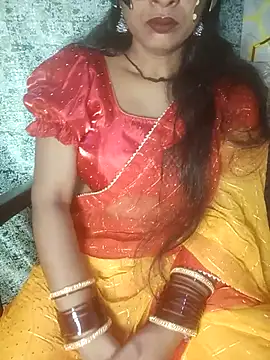 Juli 80 online show from May 2026 03:28:01 PM