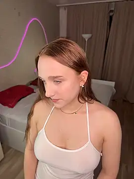 jenniferwalkers online show from June 2026 06:35:01 PM