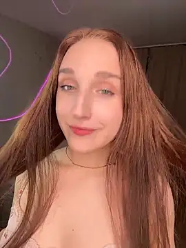 jenniferwalkers online show from June 2026 09:59:01 PM
