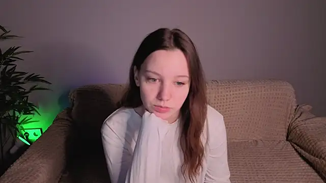 lolytaberry online show from May 2026 01:45:01 AM