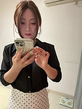 Snapshot of huihui_520 chatting on June 2026 06:46:01 AM huihui 520 online show from June 2026 06:46:01 AM