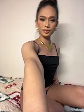 VanessaCockTrans online show from May 2026 12:20:01 PM