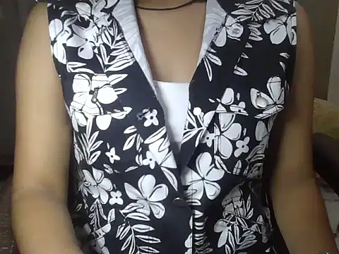 Snapshot of Maanvi_Gill chatting on May 2026 04:59:01 PM Maanvi Gill online show from May 2026 04:59:01 PM