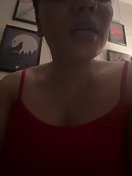 Snapshot of Leena_singh chatting on May 2026 02:47:01 PM Leena singh online show from May 2026 02:47:01 PM