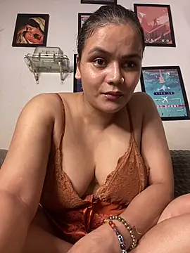Snapshot of Leena_singh chatting on June 2026 06:01:01 PM Leena singh online show from June 2026 06:01:01 PM