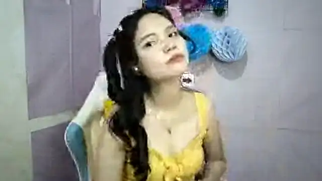 FerminaBoutwell online show from May 2026 02:23:02 PM