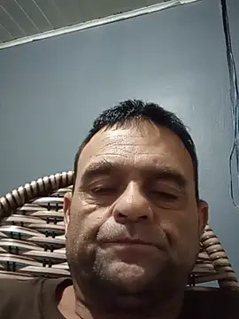 Snapshot of CasalCoupeBrasil chatting on June 2026 04:39:01 AM CasalCoupeBrasil online show from June 2026 04:39:01 AM