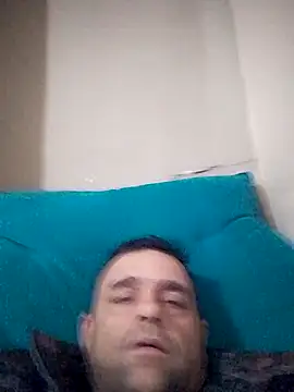 Snapshot of CasalCoupeBrasil chatting on June 2026 04:00:02 AM CasalCoupeBrasil online show from June 2026 04:00:02 AM