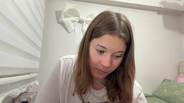 KamalaDuplantis online show from May 2026 05:49:02 PM