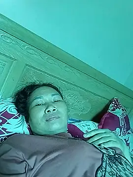 BlueGirlyeah online show from May 2026 05:02:02 AM