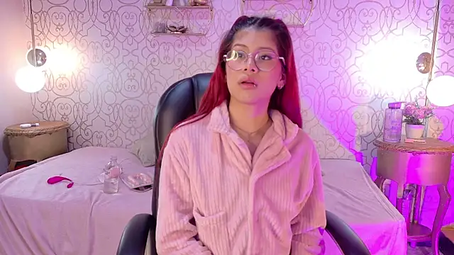 zoeecarter  online show from May 2026 12:01:02 PM