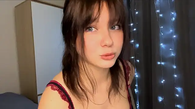 EmilyMercurial online show from June 2026 07:29:02 PM