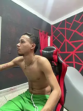friends lust latin online show from July 2026 09:23:01 PM