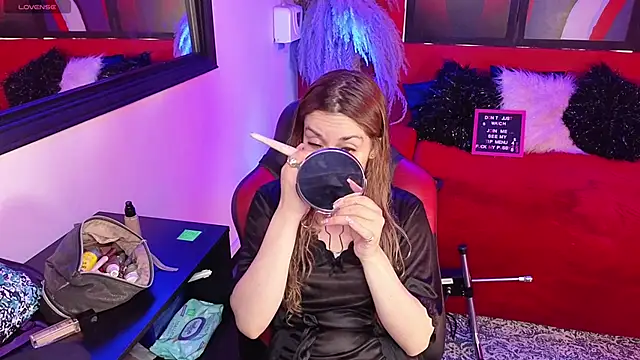 anikajhonsson online show from June 2026 05:24:01 PM