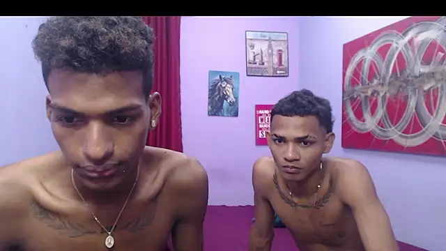 Snapshot of black_twinks chatting on May 2026 01:54:01 PM black twinks online show from May 2026 01:54:01 PM