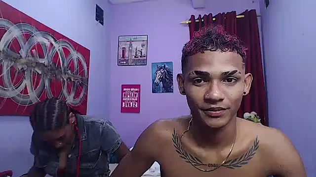 Snapshot of black_twinks chatting on June 2026 07:46:01 PM black twinks online show from June 2026 07:46:01 PM
