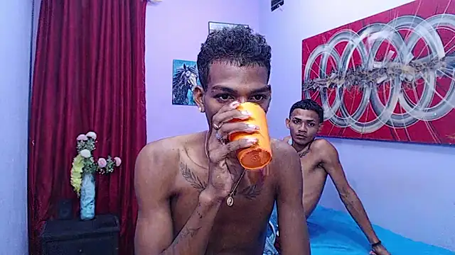 Snapshot of black_twinks chatting on May 2026 01:39:02 PM black twinks online show from May 2026 01:39:02 PM