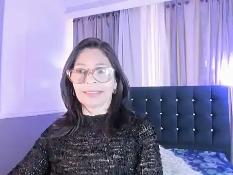 Snapshot of lena_gray chatting on May 2026 01:19:01 PM lena gray online show from May 2026 01:19:01 PM