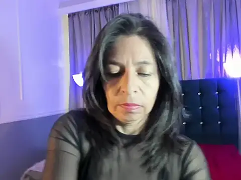 Snapshot of lena_gray chatting on May 2026 01:21:01 PM lena gray online show from May 2026 01:21:01 PM