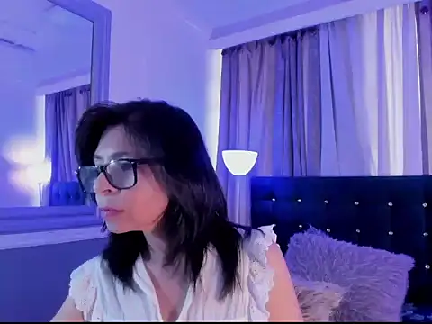 Snapshot of lena_gray chatting on July 2026 01:58:02 PM lena gray online show from July 2026 01:58:02 PM