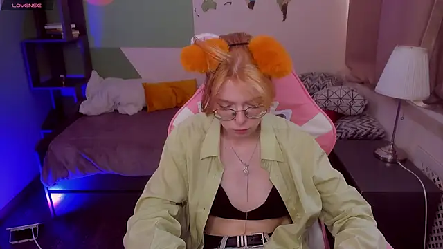 FoxxyyPolly online show from June 2026 05:34:01 AM