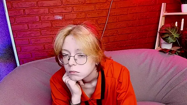 FoxxyyPolly online show from May 2026 05:27:01 AM