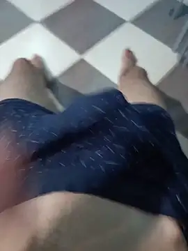 niyeksgiiir online show from May 2026 10:29:01 PM