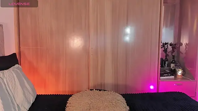 Snapshot of vampy__c1nna chatting on May 2026 08:23:01 PM vampy c1nna online show from May 2026 08:23:01 PM