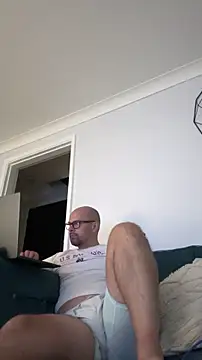 Snapshot of NakedAndrewHot chatting on July 2026 11:11:01 PM NakedAndrewHot online show from July 2026 11:11:01 PM