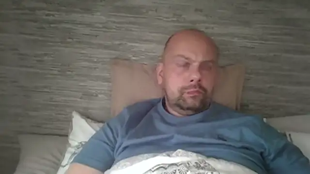 Snapshot of NakedAndrewHot chatting on May 2026 05:38:02 PM NakedAndrewHot online show from May 2026 05:38:02 PM
