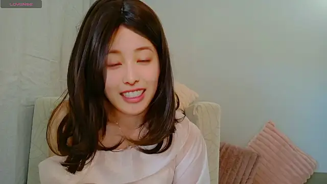 Snapshot of sakura-ch- chatting on June 2026 09:20:02 PM sakura-ch- online show from June 2026 09:20:02 PM