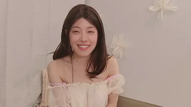 Snapshot of sakura-ch- chatting on July 2026 09:11:02 PM sakura-ch- online show from July 2026 09:11:02 PM