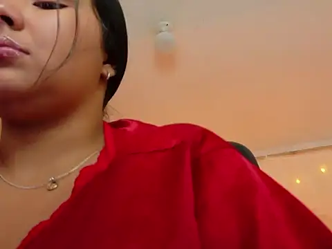 Snapshot of leoneriss chatting on July 2026 07:58:02 PM leoneriss online show from July 2026 07:58:02 PM