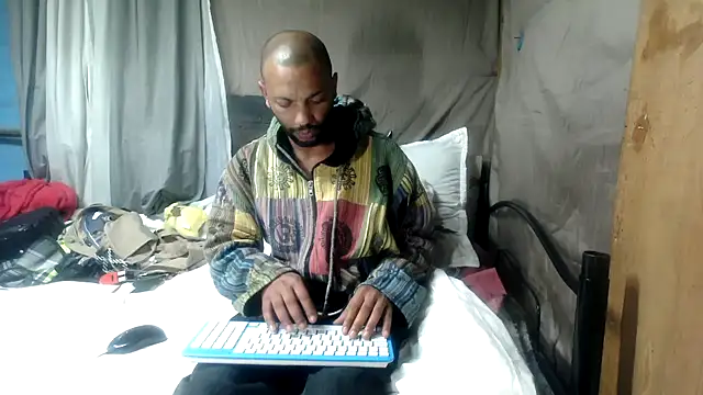 Snapshot of Camodick chatting on July 2026 06:15:01 PM Camodick online show from July 2026 06:15:01 PM