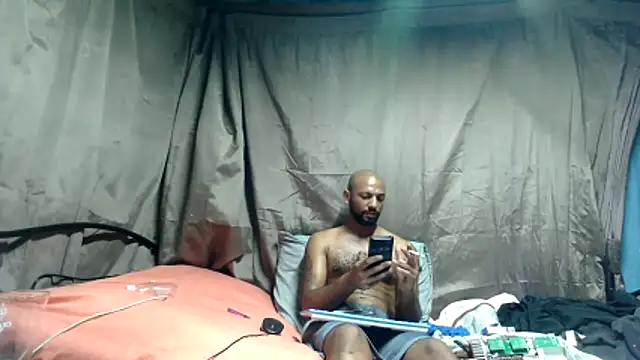 Camodick online show from April 2026 08:35:01 PM