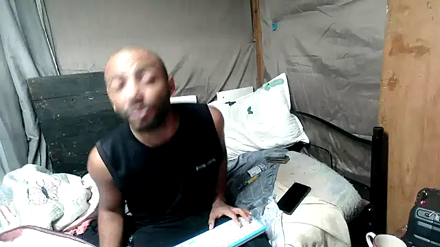 Snapshot of Camodick chatting on June 2026 02:33:01 PM Camodick online show from June 2026 02:33:01 PM