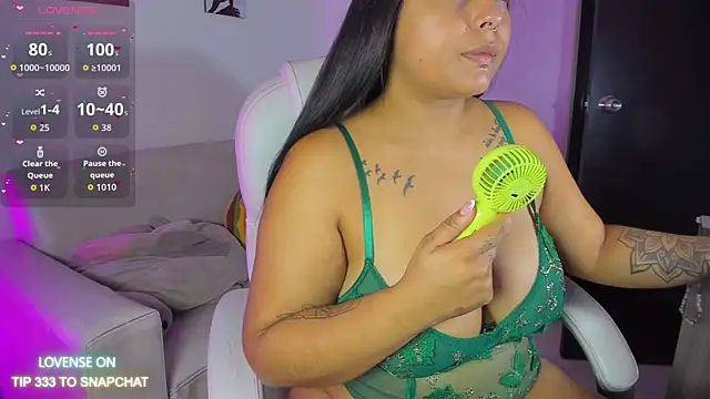 miakushmodel online show from June 2026 05:00:02 PM