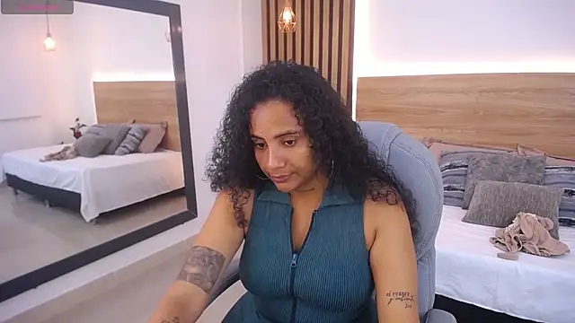 alexa forbes  online show from May 2026 02:18:02 AM