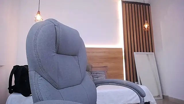 alexa forbes  online show from May 2026 02:53:01 AM